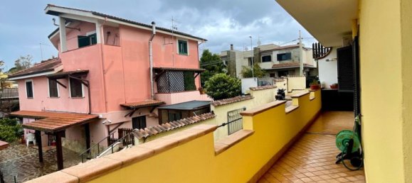 Casa de 3 divisões em Pomezia, Italy N.º 212412 16