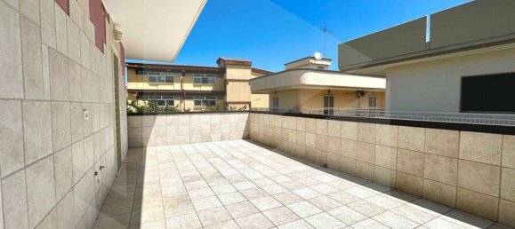 Квартира с 3 комнатами в Битритто, Италия № 34264 32