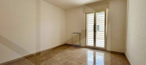 Квартира с 3 комнатами в Битритто, Италия № 34264 27