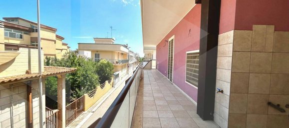 Квартира с 3 комнатами в Битритто, Италия № 34264 30