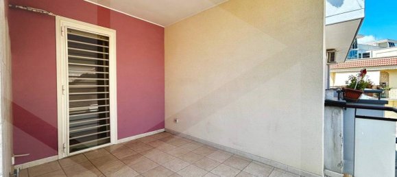 Квартира с 3 комнатами в Битритто, Италия № 34264 28