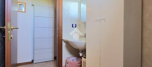 2 bedrooms Duplex in Castel d'Azzano, Italy No. 370365 22