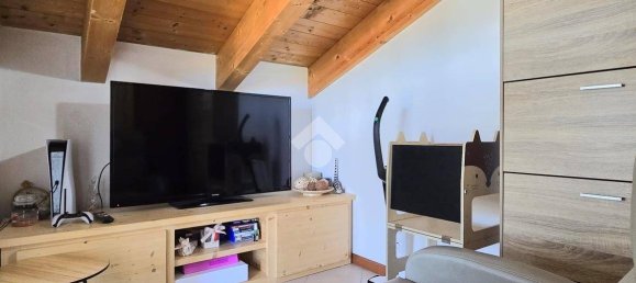 2 bedrooms Duplex in Castel d'Azzano, Italy No. 370365 24