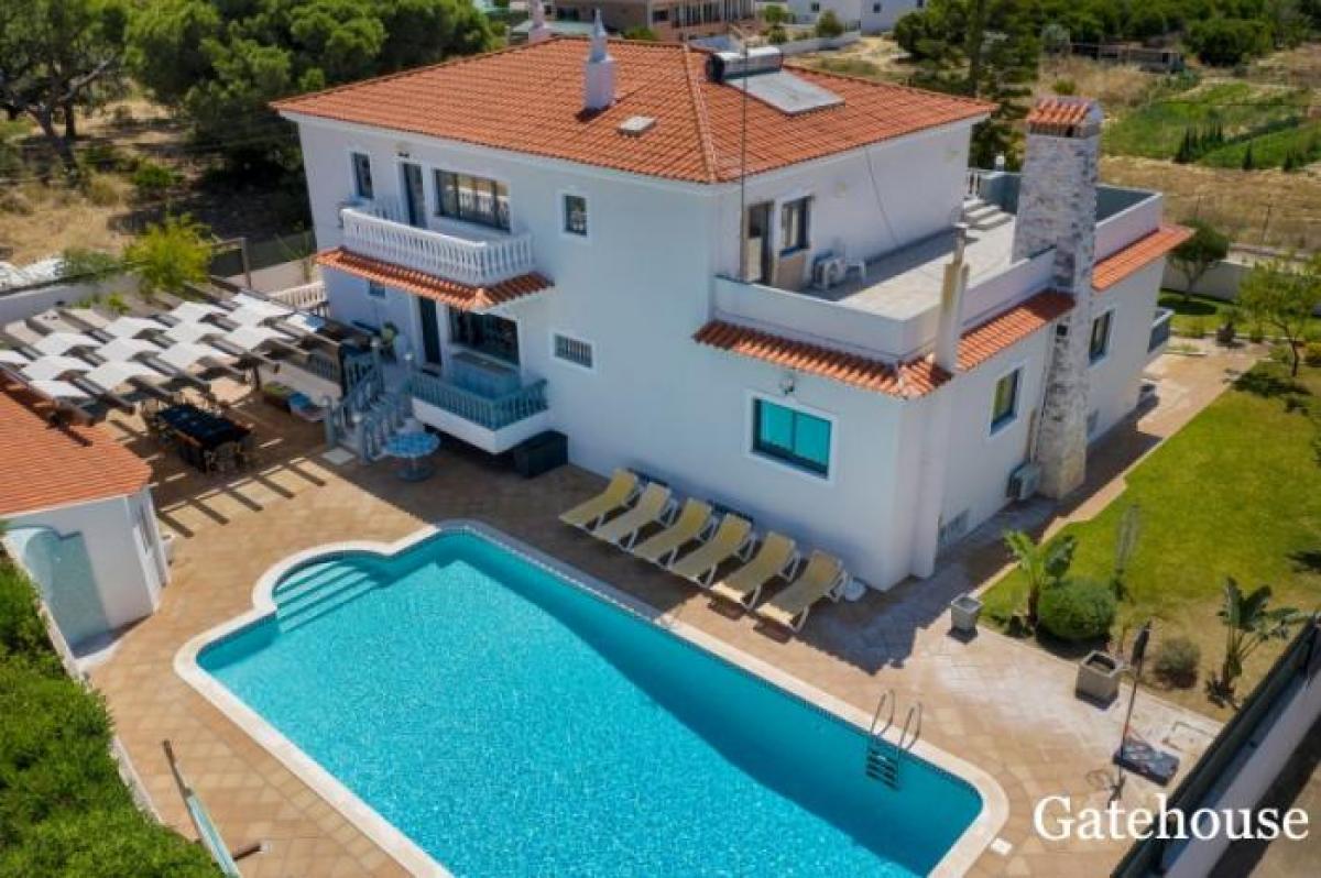 5 bedrooms Villa in Almancil, Portugal No. 6146