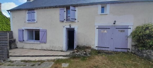 3 bedrooms Villa in Mayenne, France No. 342010 8