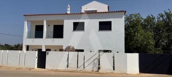 4 غرف نوم فيلا في Quarteira, Portugal رقم 190179 35