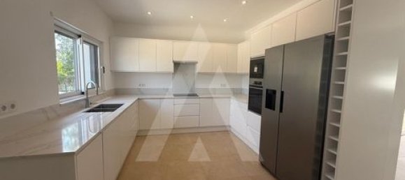 4 غرف نوم فيلا في Quarteira, Portugal رقم 190179 14