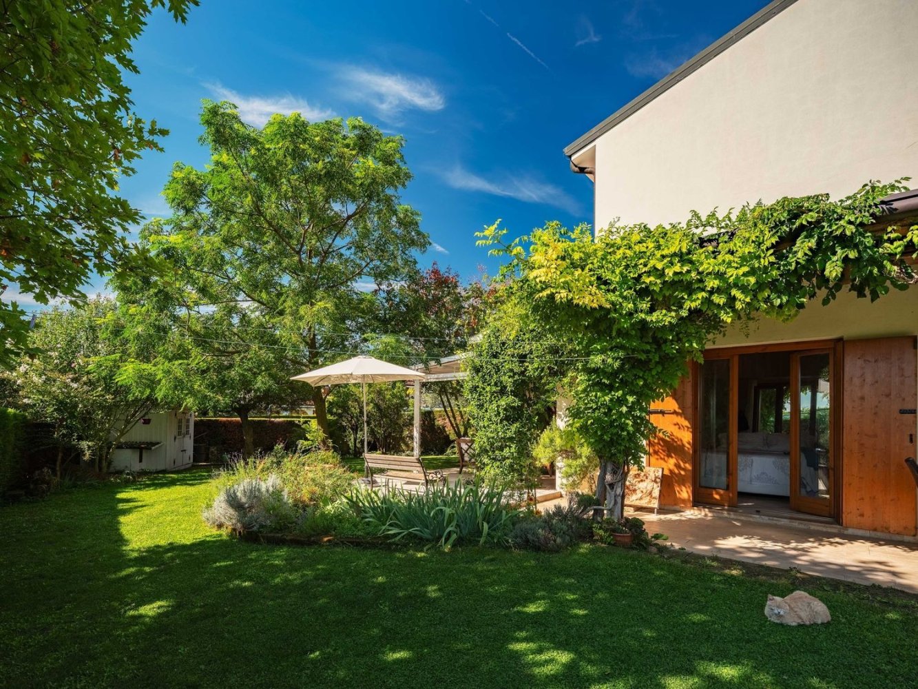 2 Schlafzimmer Wohnung in Lazise, Italy, Nr. 395732