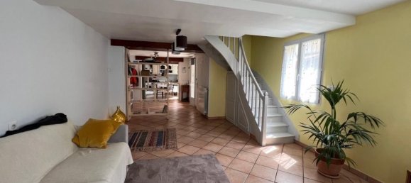 3 bedrooms House in Briare, France No. 92361 3