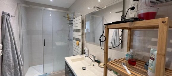 3 bedrooms House in Briare, France No. 92361 18