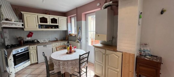 3 bedrooms House in Briare, France No. 92361 14