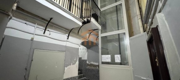 3 Schlafzimmer Wohnung in Naples, Italy, Nr. 348864 22