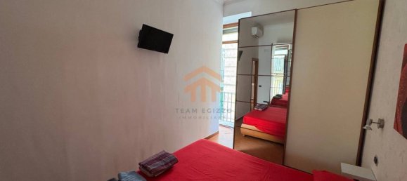3 Schlafzimmer Wohnung in Naples, Italy, Nr. 348864 11