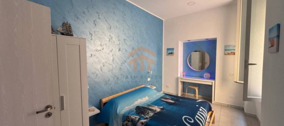 3 Schlafzimmer Wohnung in Naples, Italy, Nr. 348864 6