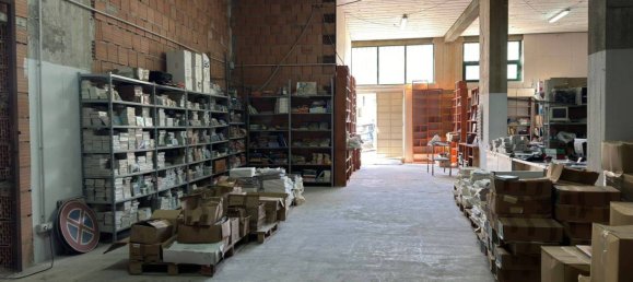 Склад 560м² в Мессина, Италия № 116318 14