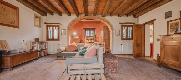 3 Schlafzimmer Haus in Colle Umberto, Italy, Nr. 266674 2