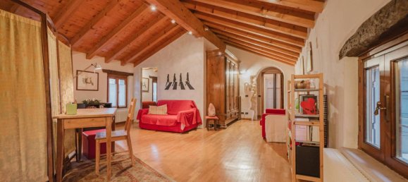 3 Schlafzimmer Haus in Colle Umberto, Italy, Nr. 266674 9