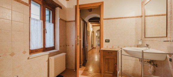 3 Schlafzimmer Haus in Colle Umberto, Italy, Nr. 266674 20