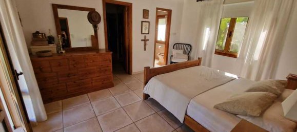 3 bedrooms Villa in Kiti, Cyprus No. 13478 3