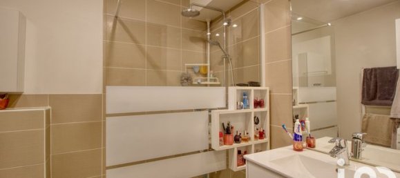 1 bedroom Apartment in Livry-Gargan, France No. 315714 9