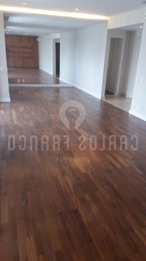 Apartamento de 4 dormitorios en Sao Paulo, Brazil No. 594202