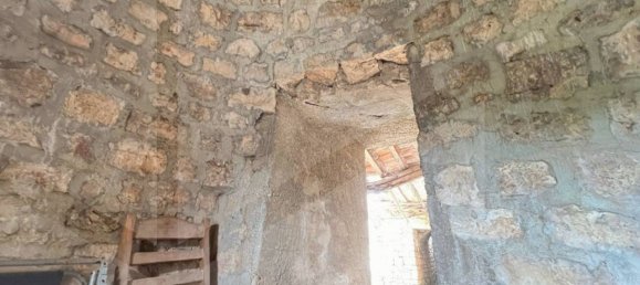 Дом с 2 комнатами в Конверсано, Италия № 27275 6