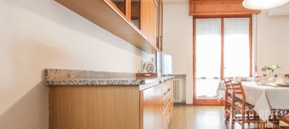 4 bedrooms Apartment in Bussolengo, Italy No. 337075 14