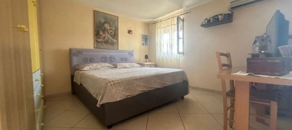 3 bedrooms Apartment in Frattaminore, Italy No. 373315 6