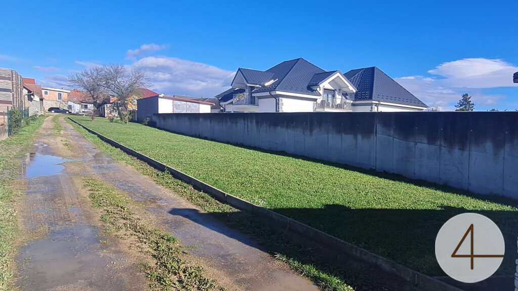  Land in Engelhartstetten, Austria No. 1849