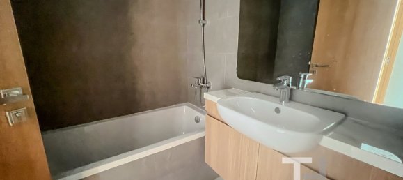 3 bedrooms Townhouse in Dubai Land, UAE No. 30569 8