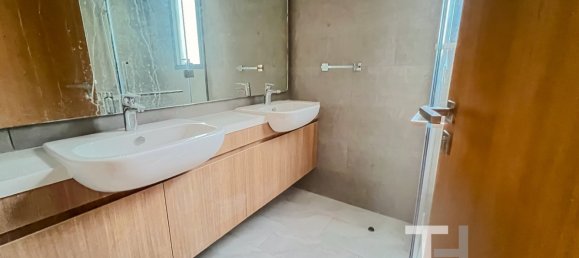 3 bedrooms Townhouse in Dubai Land, UAE No. 30569 7