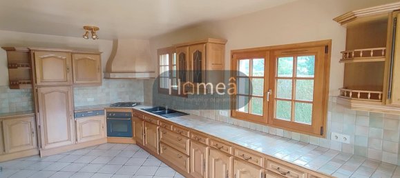 3 bedrooms House in Yvetot, France No. 361542 5