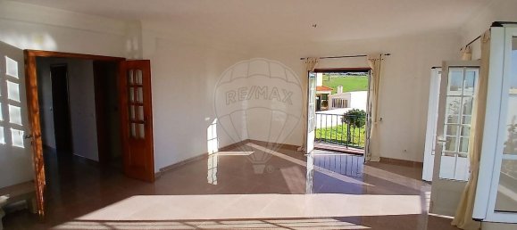 3 bedrooms House in Torres Vedras, Portugal No. 157112 12