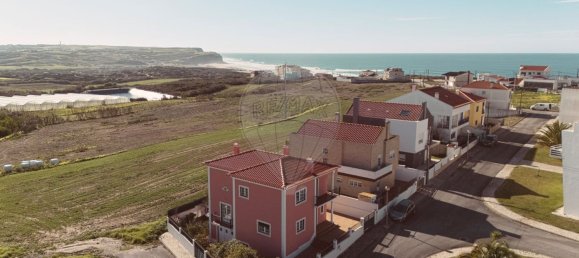 3 bedrooms House in Torres Vedras, Portugal No. 157112 5