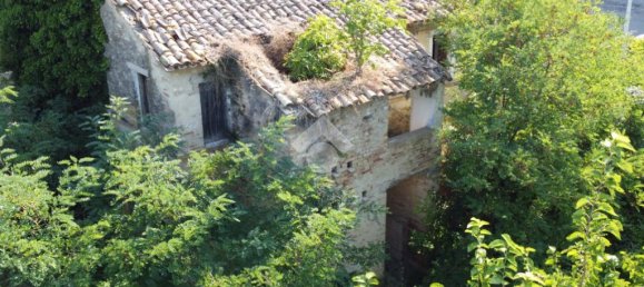 3 bedrooms House in Monsampolo del Tronto, Italy No. 340392 9