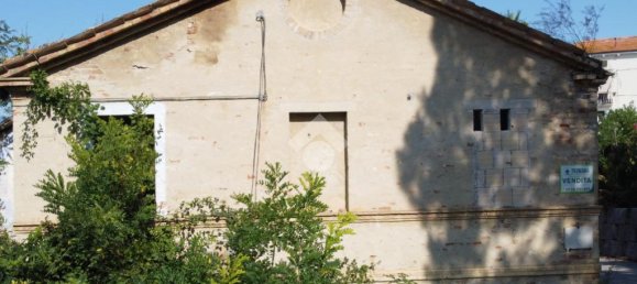 3 bedrooms House in Monsampolo del Tronto, Italy No. 340392 2