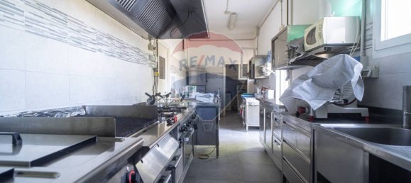 264m² Commercial property in Gattatico, Italy No. 329003 9