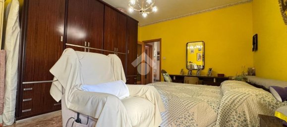 Квартира с 4 комнатами в Матера, Италия № 161067 21