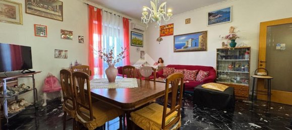 Квартира с 4 комнатами в Матера, Италия № 161067 14