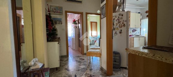 Квартира с 4 комнатами в Матера, Италия № 161067 15