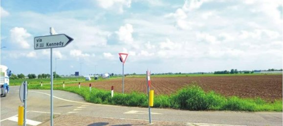 Grundstück in Bolgare, Italy 360140m², Nr. 32448 5