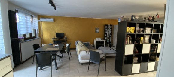 Villa de 4 habitaciónes en Romentino, Italy No. 153109 8