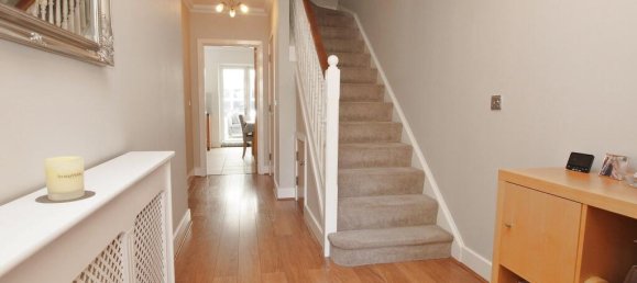 3 bedrooms Townhouse in Waterside, United Kingdom No. 1130 6