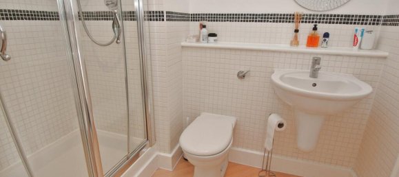 3 bedrooms Townhouse in Waterside, United Kingdom No. 1130 10