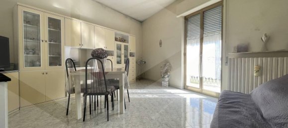 Квартира с 4 комнатами в Андрия, Италия № 16422 4