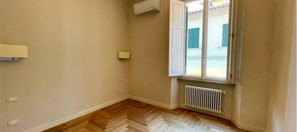 Квартира с 3 спальнями в Флоренция, Италия № 267362 4