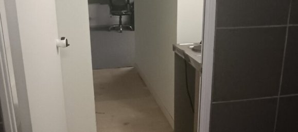 298m² Commercial property in Glyfada, Greece No. 93572 9