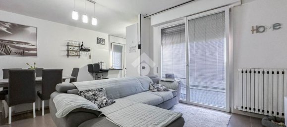 4 rooms Apartment in Carpi, Italy No. 271738 15