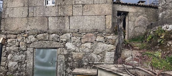 2 bedrooms House in Ponte da Barca, Portugal No. 16856 8