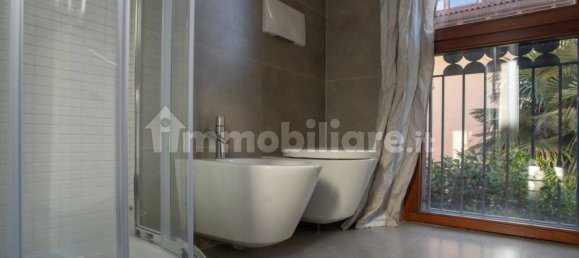 2 bedrooms Apartment in Milan, Italy No. 376904 15